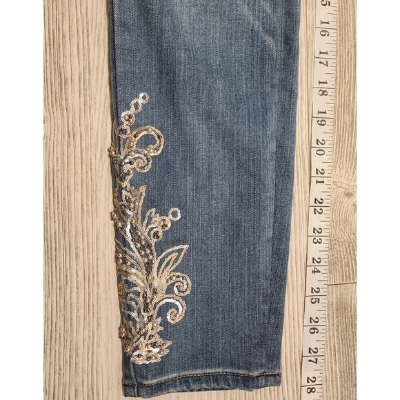 White House Black Market Jean's - Picture 7 of 10
